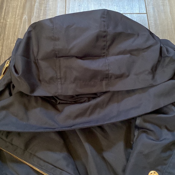 Zara jacket with zipper/snap closure and ruffle hem - Picture 9 of 11